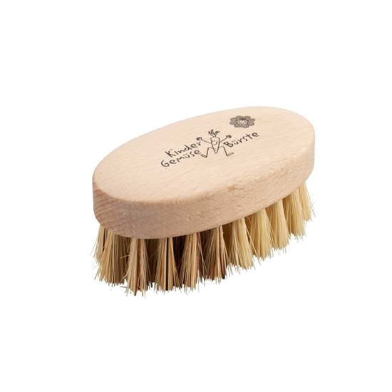 Ovalen houten groenteborsteltje voor kinderen met natuurlijke haren van agave vezels.