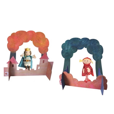 Deux théâtres de marionnettes en carton solide, modèle de table, un rouge en forme de château avec une marionnette roi et un bleu en forme de forêt avec une marionnette chaperon rouge.